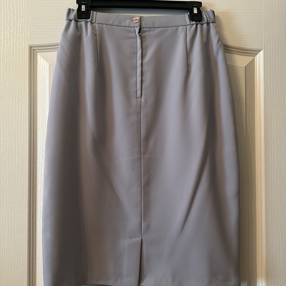 Suit - Picture 5 of 14